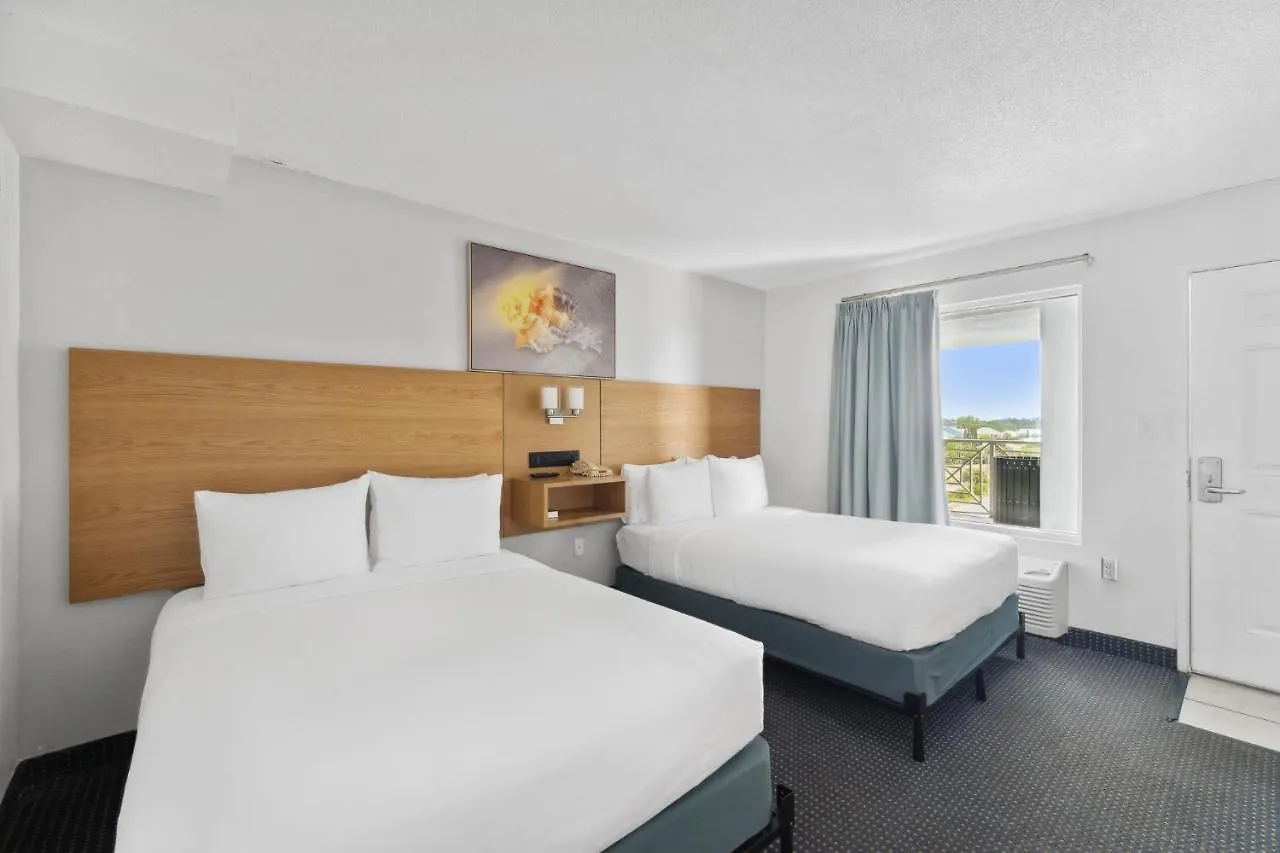 Beachcomber Beachfront Hotel, A By The Sea Resort Panama City Beach