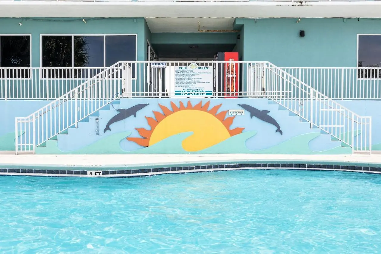 Beachcomber Beachfront Hotel, A By The Sea Resort Panama City Beach Hotel