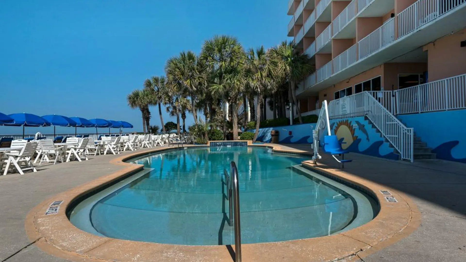 Hotel Beachcomber Beachfront Hotel, A By The Sea Resort Panama City Beach