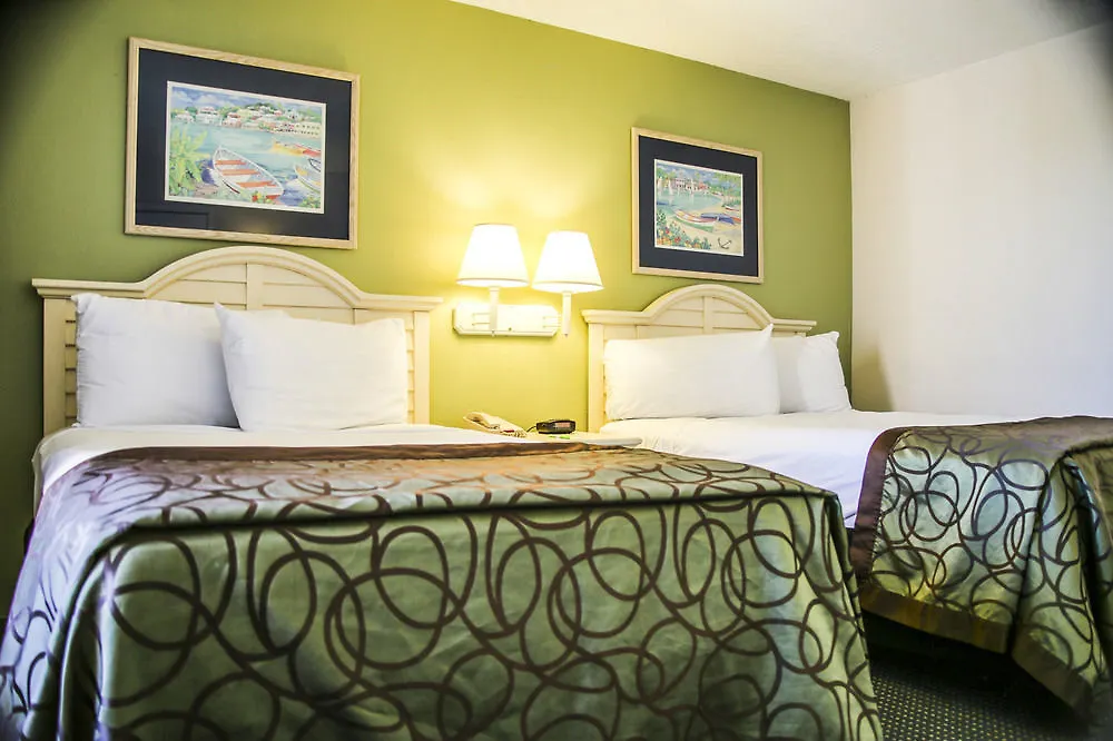 Beachcomber Beachfront Hotel, A By The Sea Resort Panama City Beach 3*,