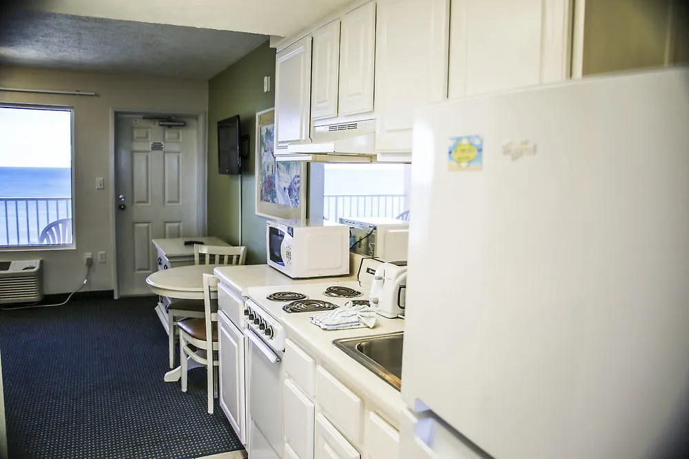 Beachcomber Beachfront Hotel, A By The Sea Resort Panama City Beach
